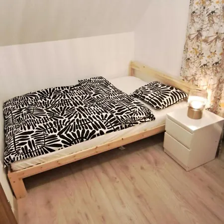 Vakantiehuis Pod Sosnowa Gora 2 *