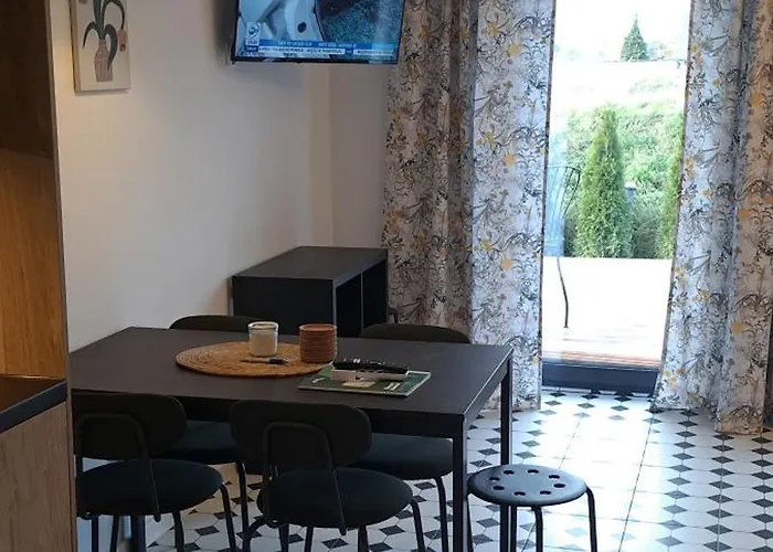 Pod Sosnowa Gora 2 *